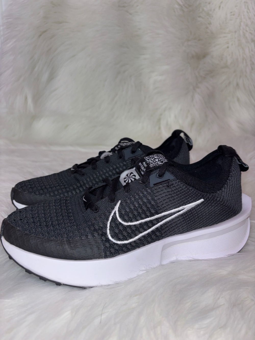 Nike Black & White Flyknit Running Shoes